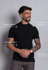 Camiseta Slim Canelada Gola Média Preta CW STORE